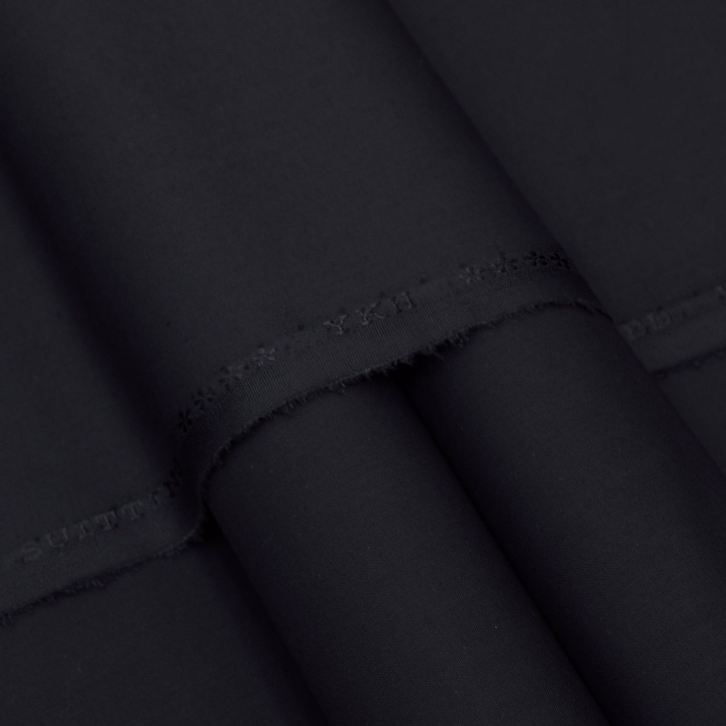 Marble Arch Wash & Wear-Black