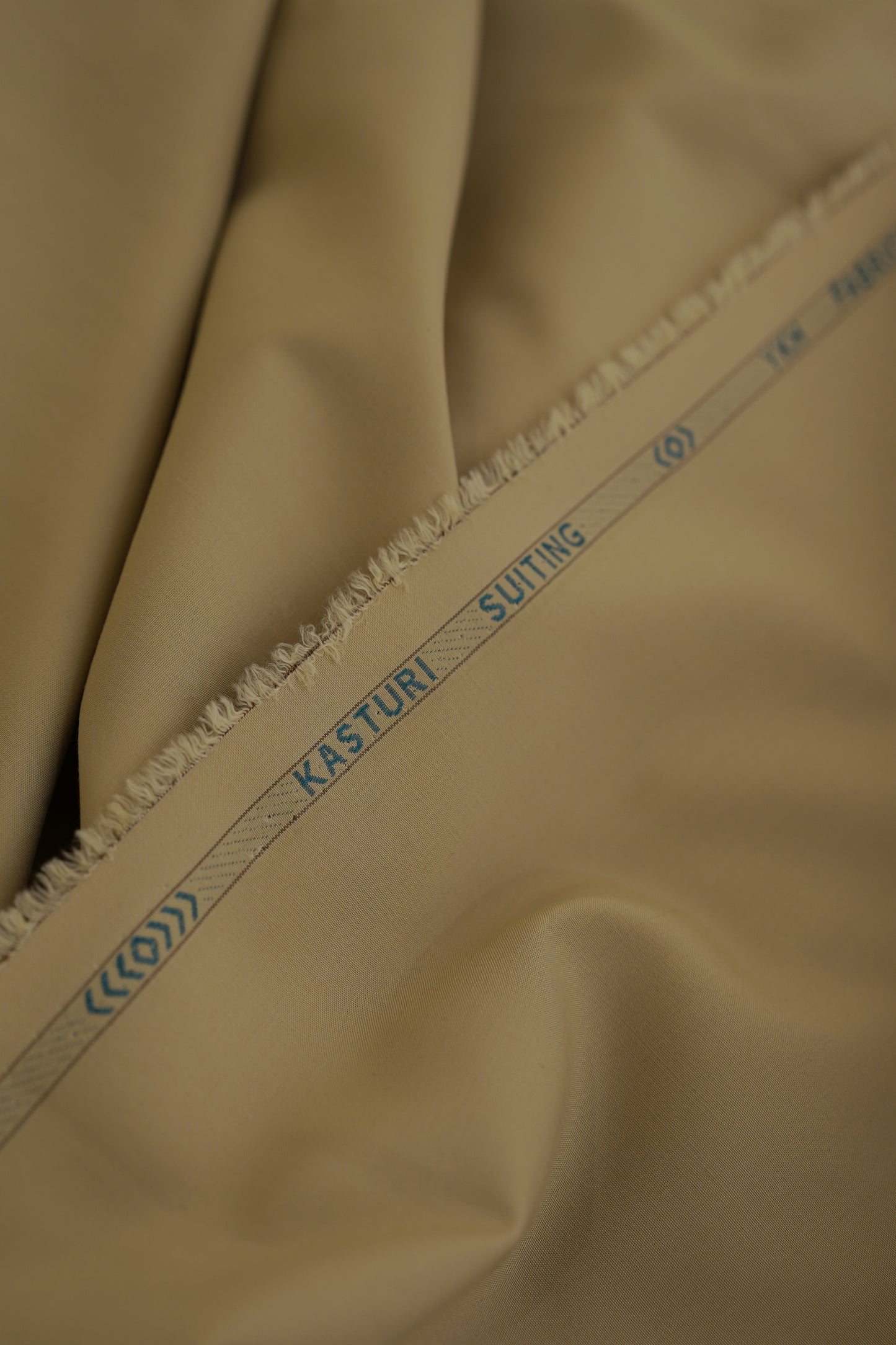 KASTURI SUITING BEIGE