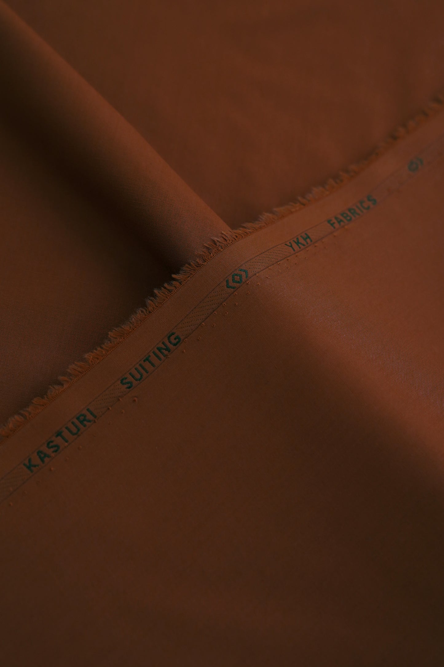 KASTURI SUITING RUST