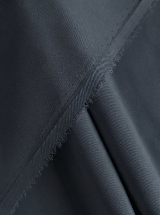 SMOKE GREY